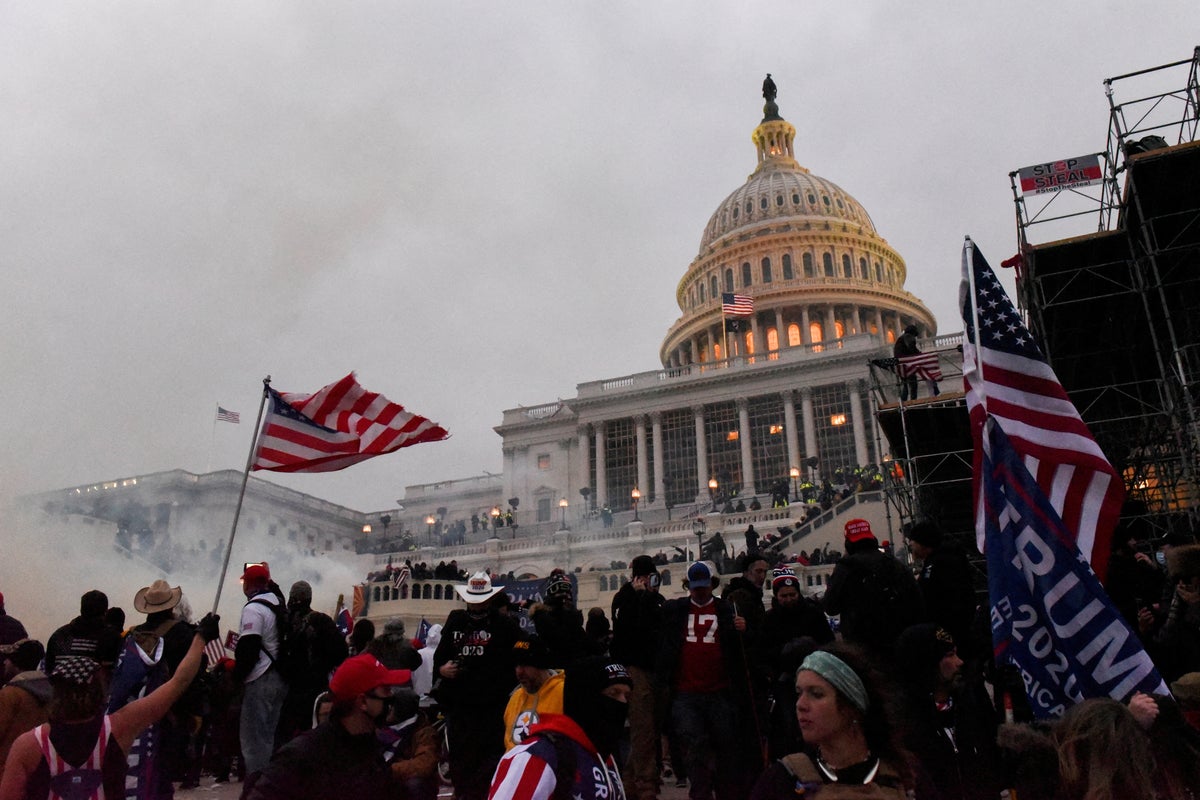 Former FBI agent arrested for Jan 6 involvement, accused of calling ...