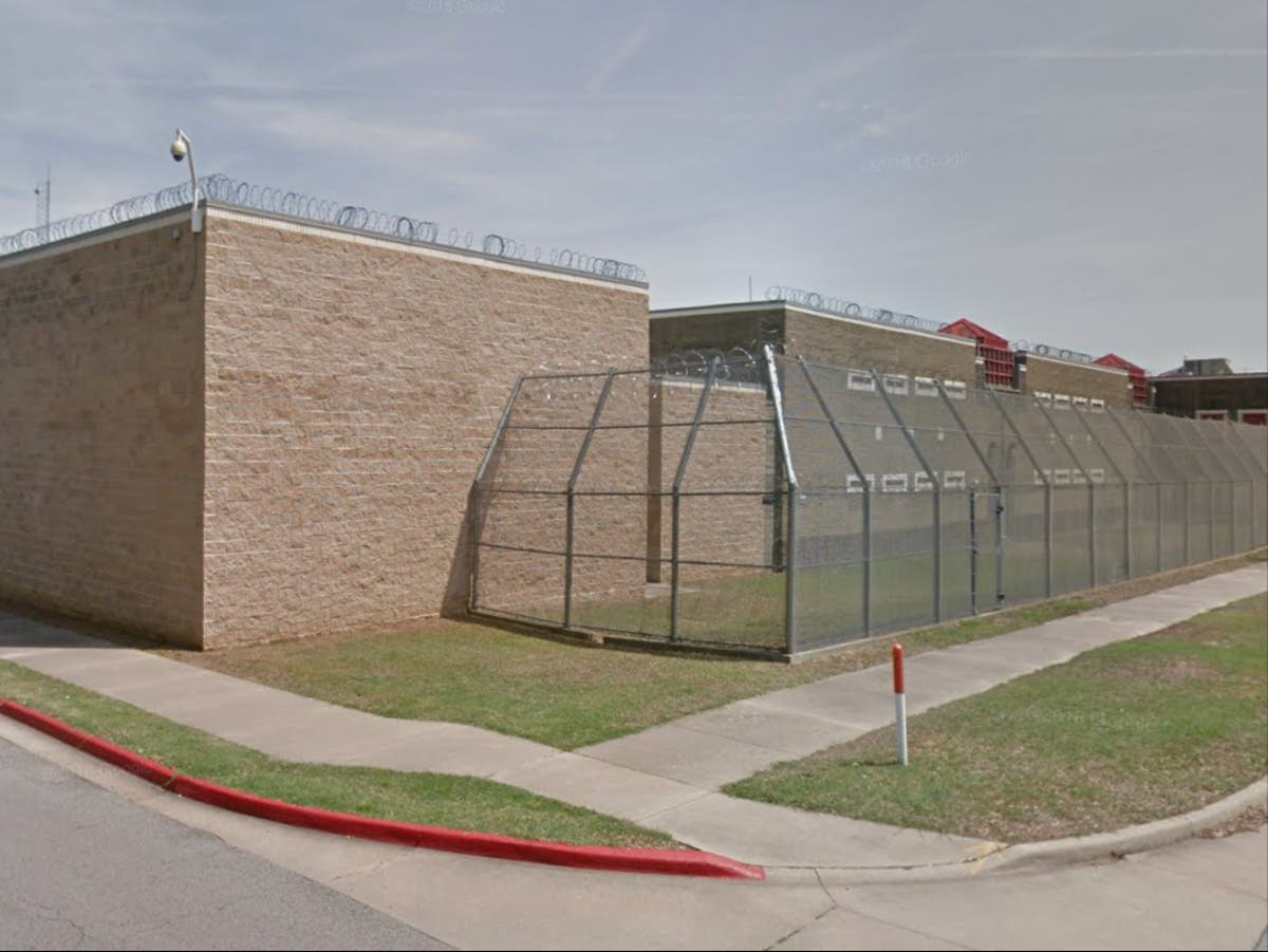 Man starved to death in Arkansas jail which was under DOJ supervision for 11 years