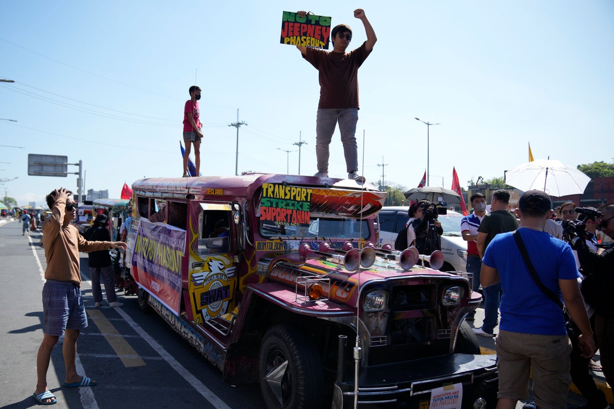 Drivers stage strike over plan vs aging Philippine jeepneys