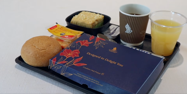 <p>The new serviceware is made of Forest Stewardship Council-certified paper</p>