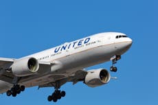 Massachusetts man accused of trying to stab attendant and open door of United flight