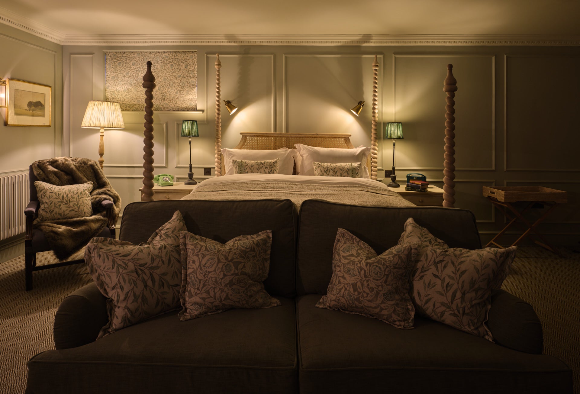 A luxury room at Stanwell House