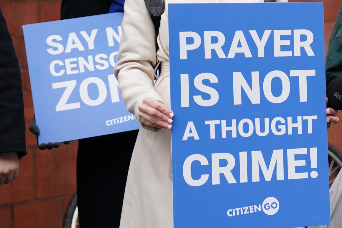 MPs reject calls to allow ‘silent prayer’ in abortion clinic buffer zones MPs reject calls to allow ‘silent prayer’ in abortion clinic buffer zones