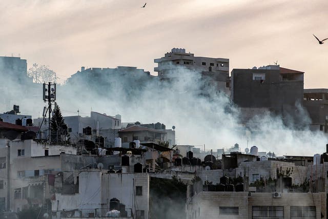 <p>Smoke plumes billow during the Israeli army raid in the Jenin camp</p>