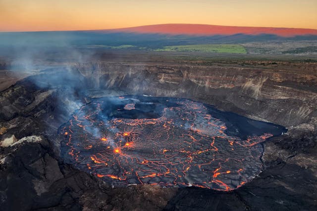 Kilauea Volcano Eruption Pause