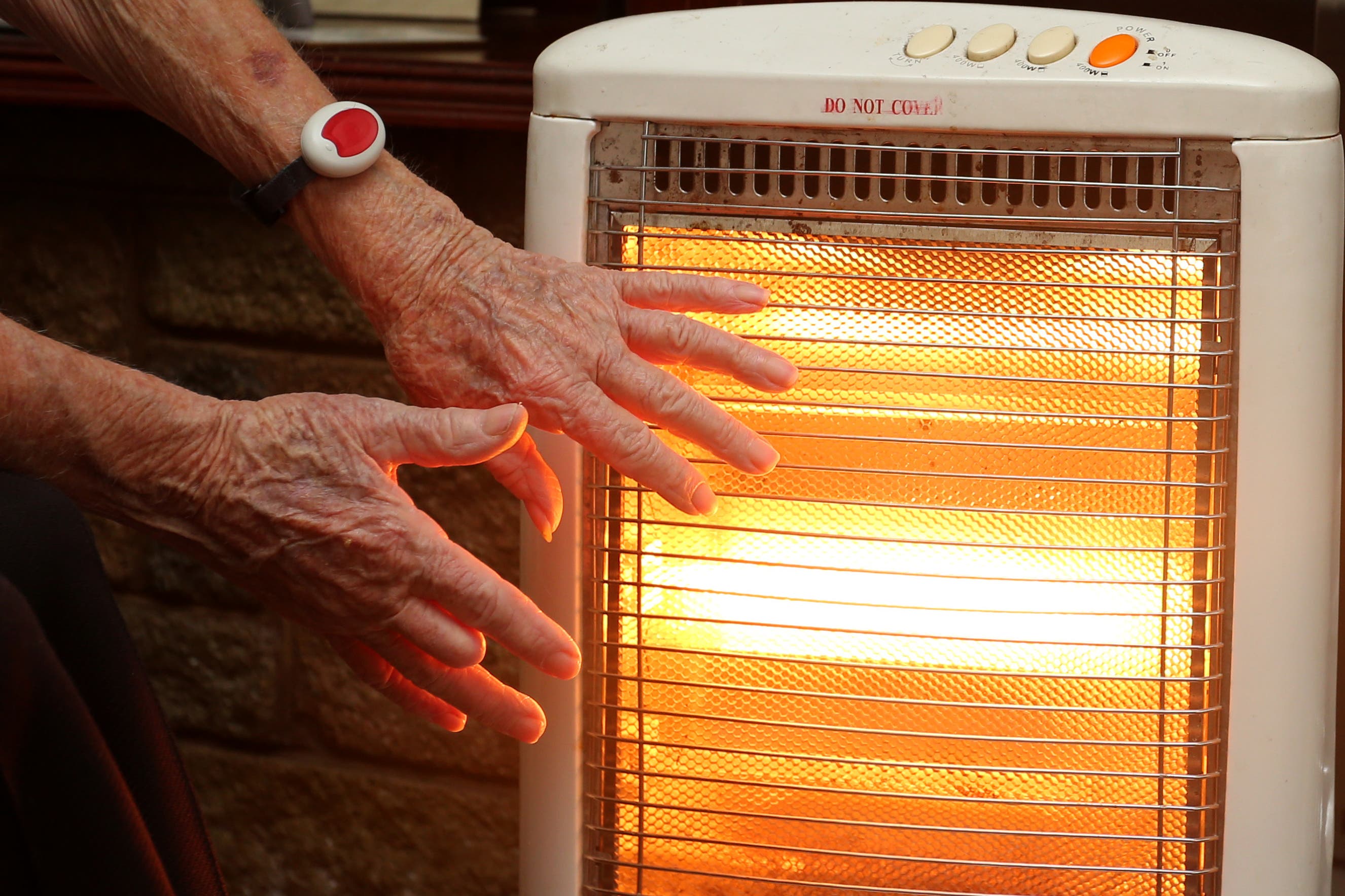 The elderly are being advised to keep their homes heated to at least 18C during the cold snap (Peter Byrne/PA)