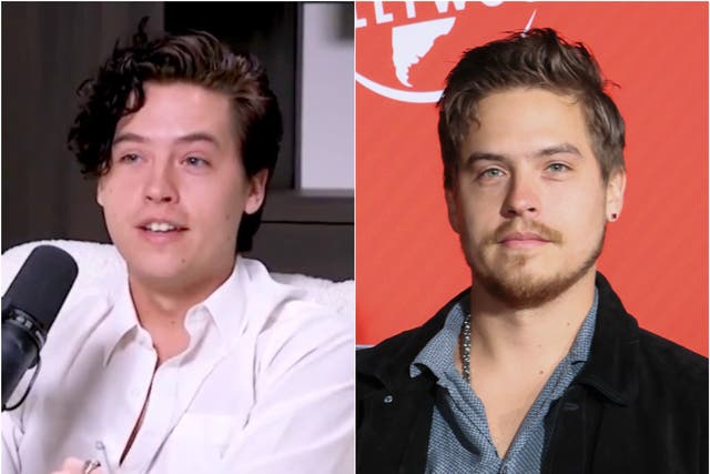 Cole Sprouse (izquierda) y Dylan Sprouse