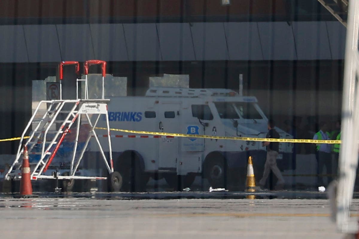 Chile: Attempted $32 million airport heist leaves two dead
