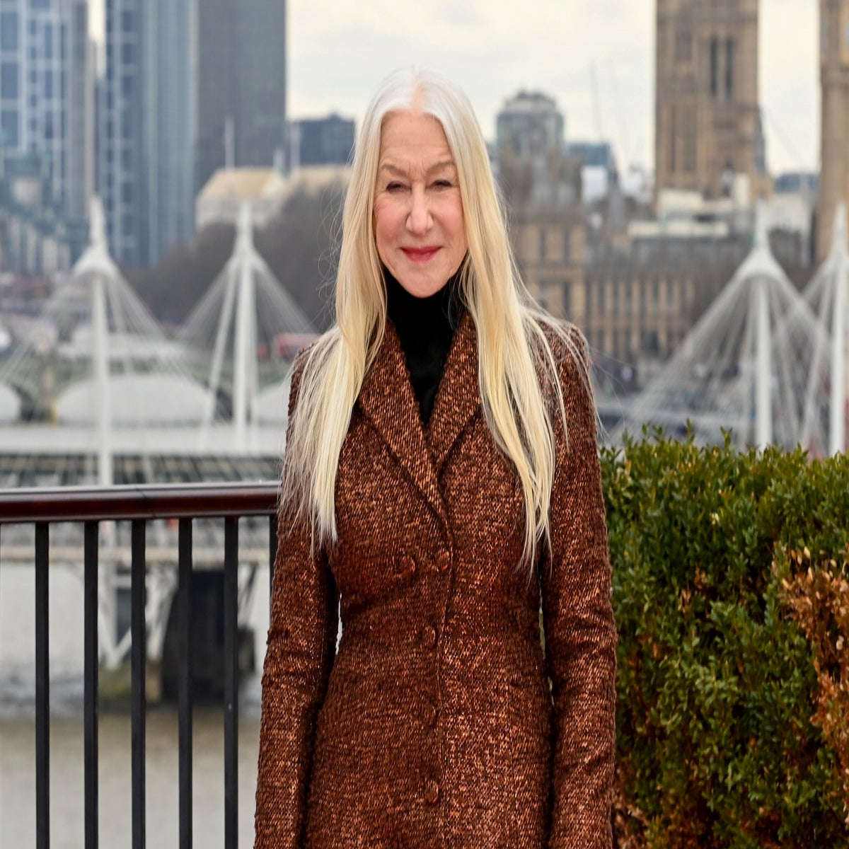 Helen Mirren pushes back on stereotype that older women 'shouldn't have  long hair