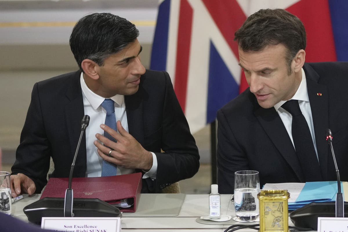 Watch: Rishi Sunak and Emmanuel Macron hold press conference in Paris ...