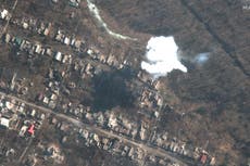 Satellite imagery shows extent of destruction in Bakhmut as fighting intensifies
