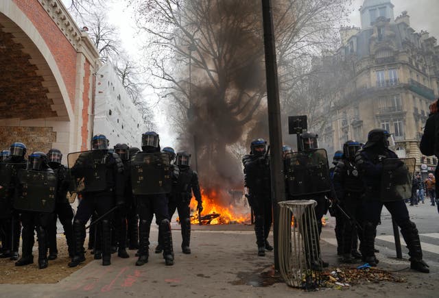 FRANCIA PROTESTAS PENSIONES