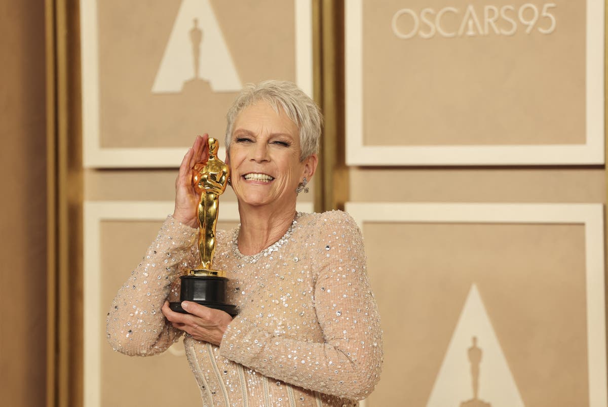 Jamie Lee Curtis addresses complexities of non-gender specific Oscar award categories