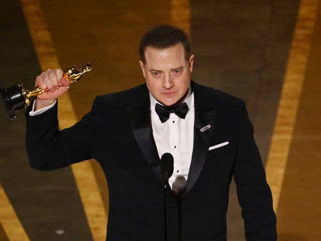 <p>Brendan Fraser accepts the Oscar for Best Actor in a Leading Role for ‘The Whale'</p>