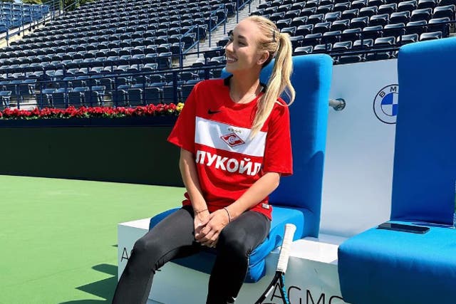 <p>Anastasia Potapova wore a Spartak Moscow shirt during Indian Wells </p>