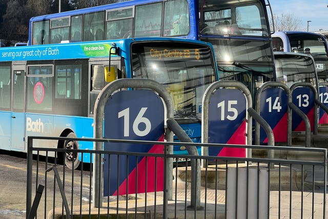 <p>Departing soon? Buses at the station in Bath</p>