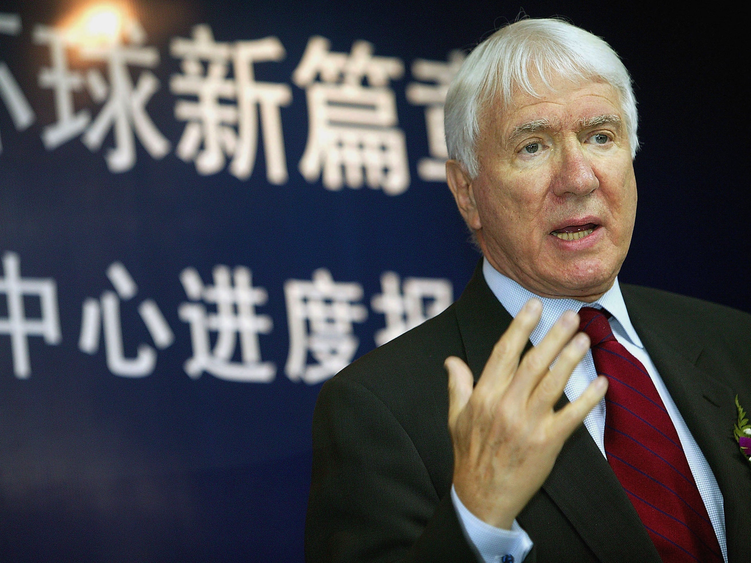 Kohn attends a press conference to discuss construction of the Shanghai World Financial Centre in 2005