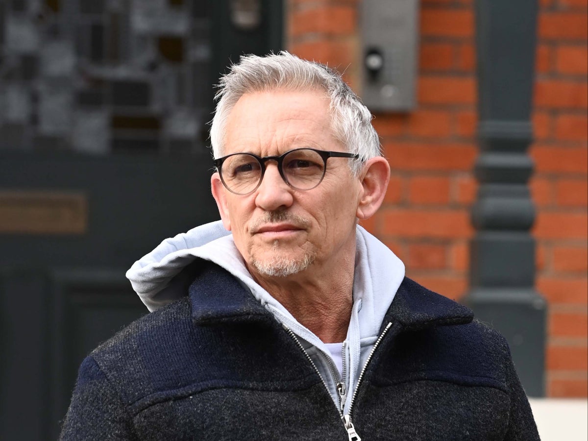 Gary Lineker news – live: Defiant Match of the Day star says he’s ‘still punching’ ahead of BBC return