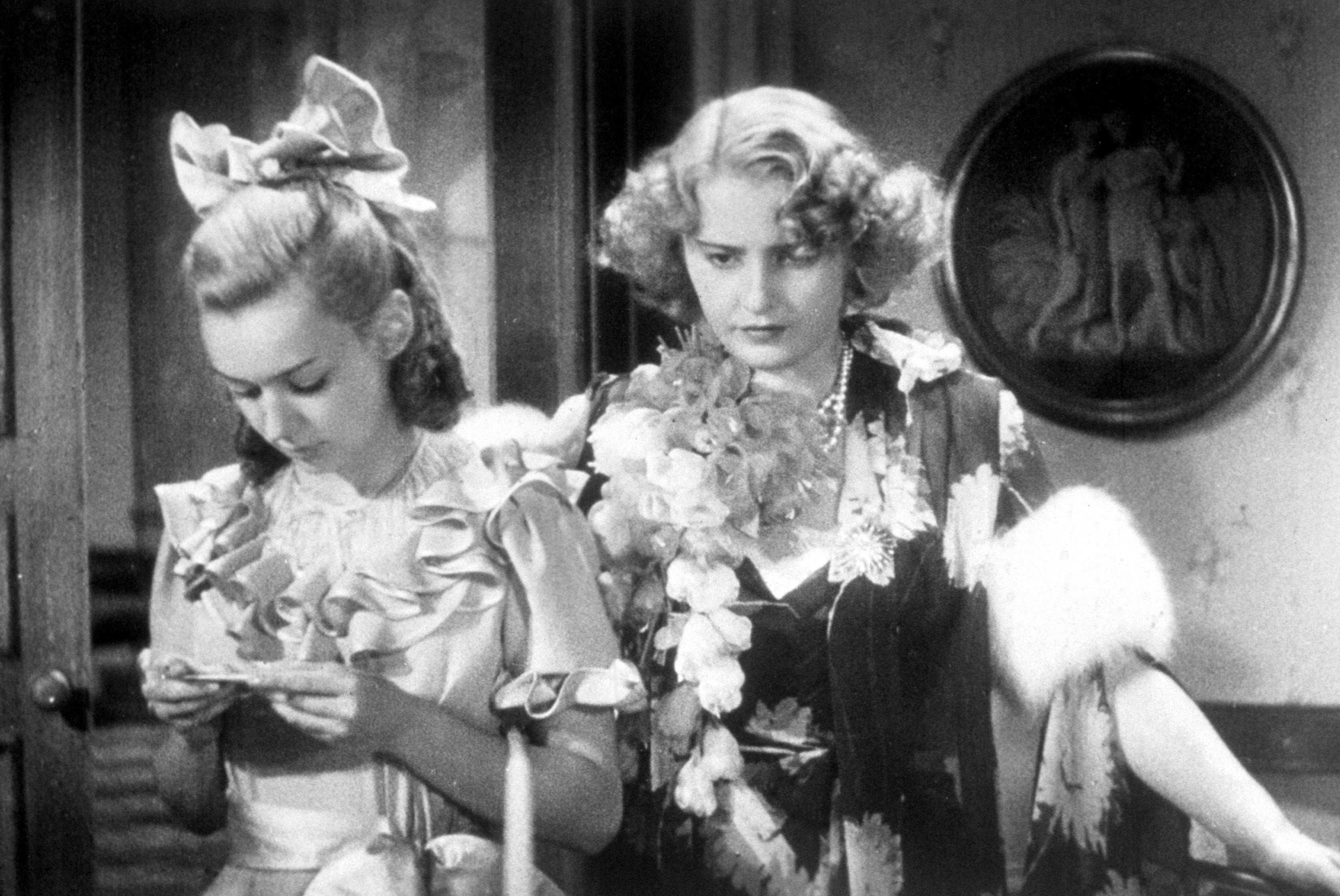 Barbara Stanwyck as the self-scarificing mum in ‘Stella Dallas’ in 1937