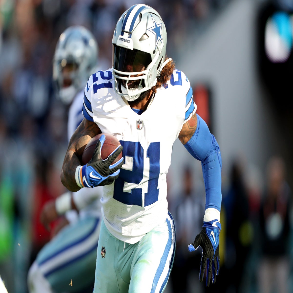 Cowboys set to release RB Ezekiel Elliott