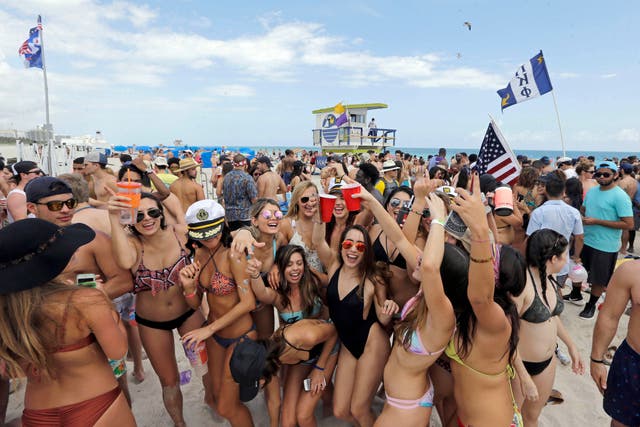 Miami Beach Alcohol Ban