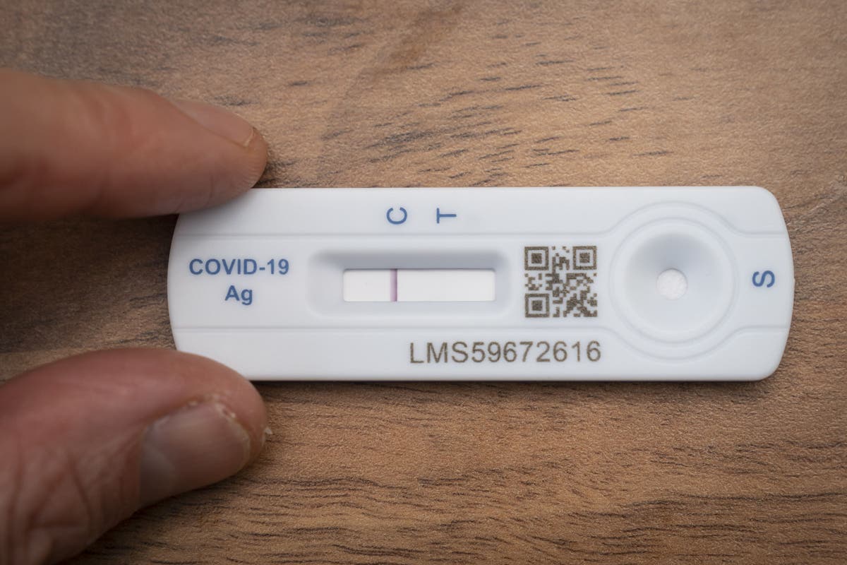 Covid-19 levels remain on &lsquo;uncertain&rsquo; trend in much of UK