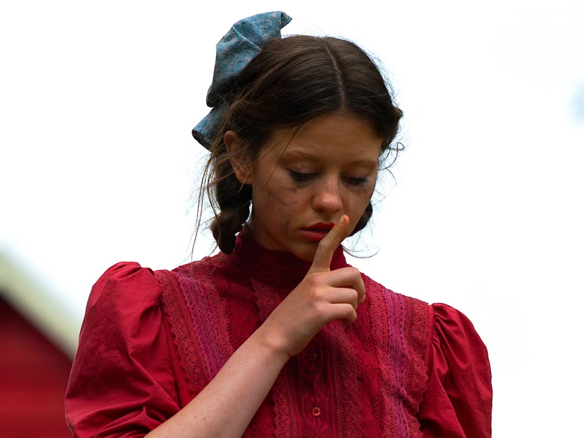 pearl movie red dress (2022) Pearl Outfits Halloween Carnival Suit Cosplay Costume Horror Movie Pearl Cosplay Costume