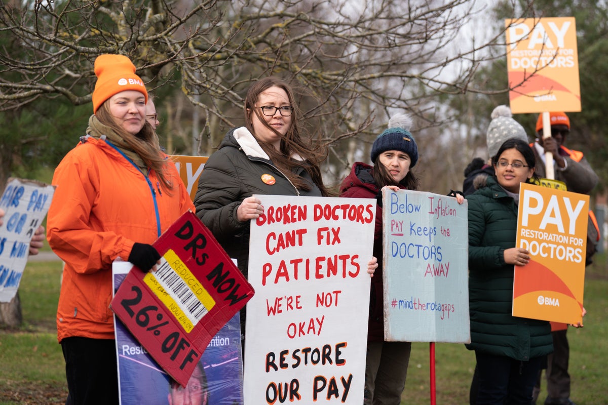 More than 175,000 appointments and procedures postponed in junior doctor strike