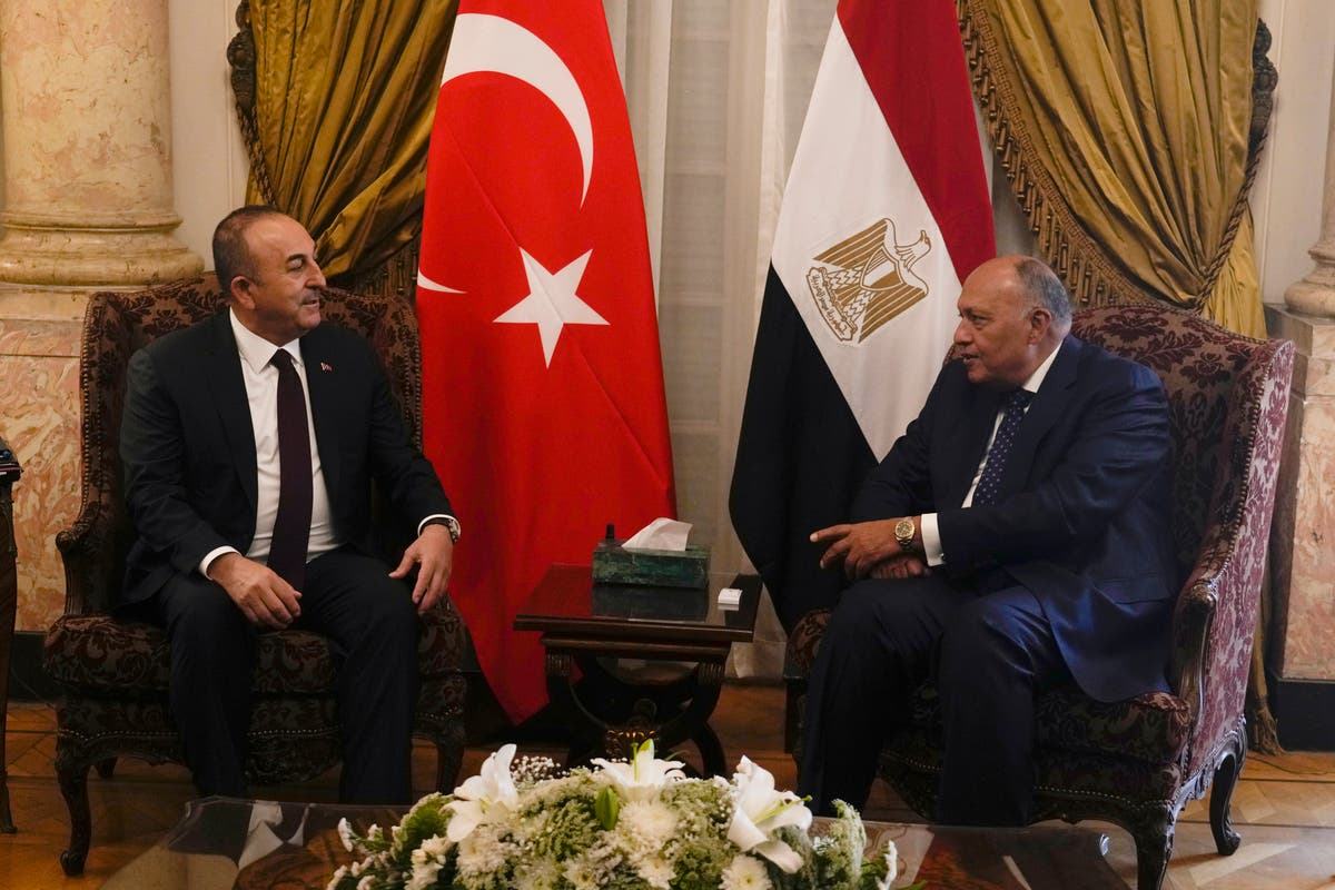 Turkey’s top diplomat visits Cairo in effort to mend ties