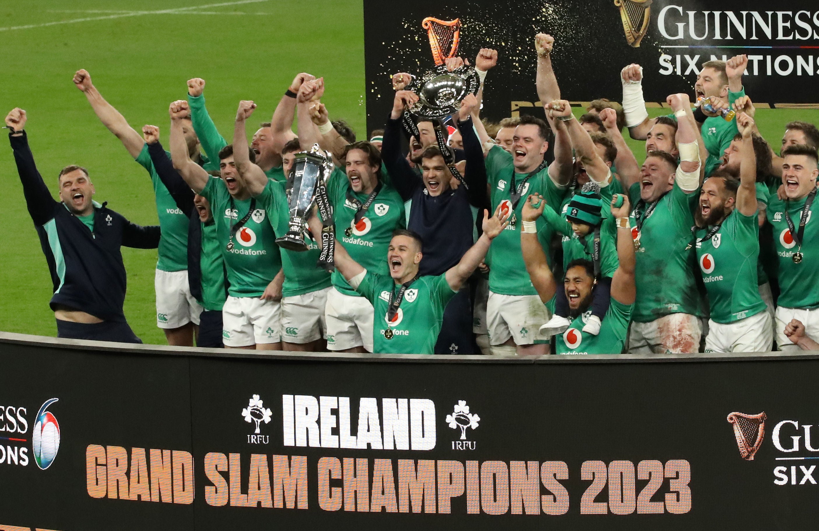 Ireland sealed the grand slam with victory over England in Dublin