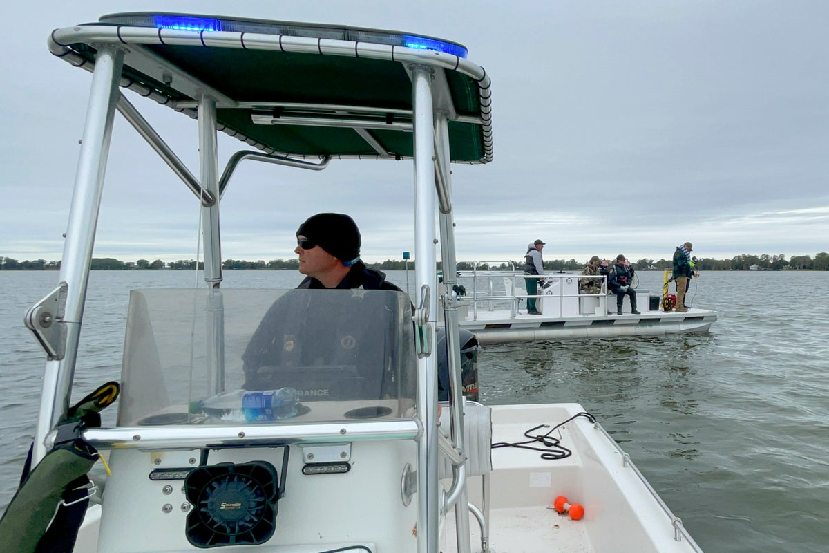 Twp missing Florida boaters found dead in lake near Legoland