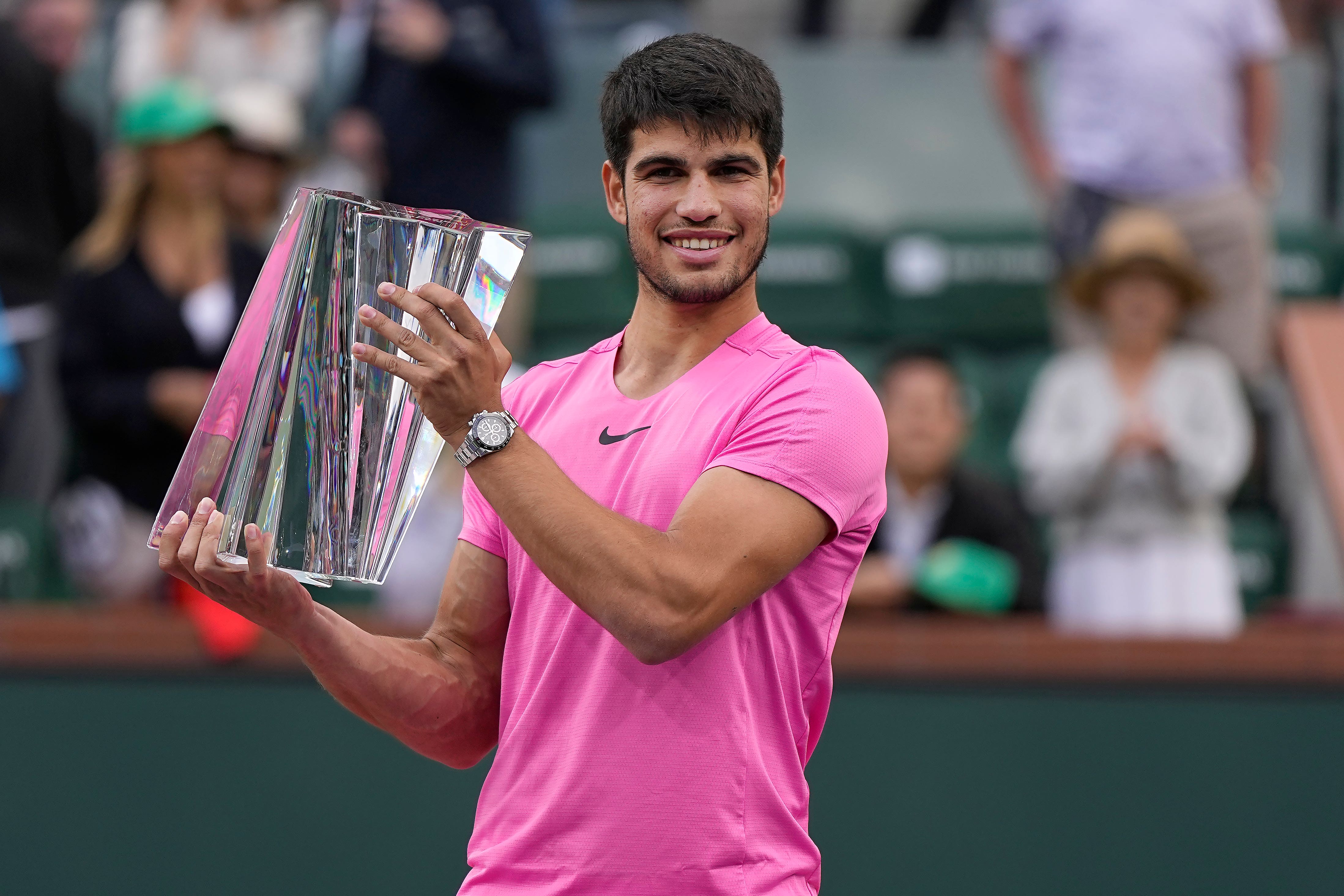 Carlos Alcaraz regains top spot with dominant victory at Indian Wells The Independent