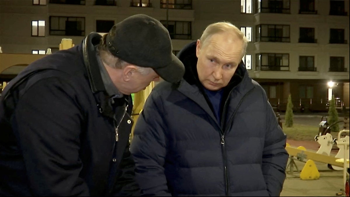 Putin appears to be heckled during Mariupol visit: ‘It’s all lies’