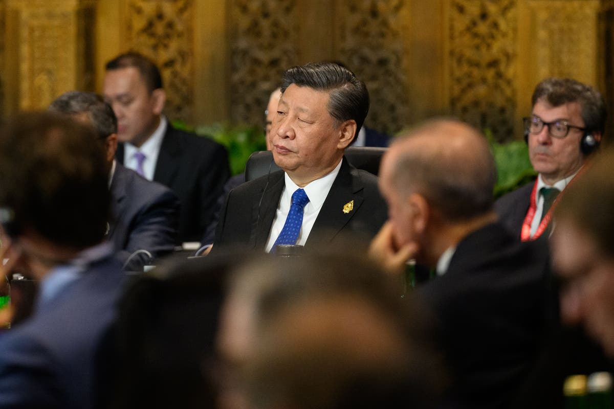 Tell Vladimir Putin to end Ukraine &lsquo;atrocities&rsquo;, No 10 urges China&rsquo;s Xi Jinping