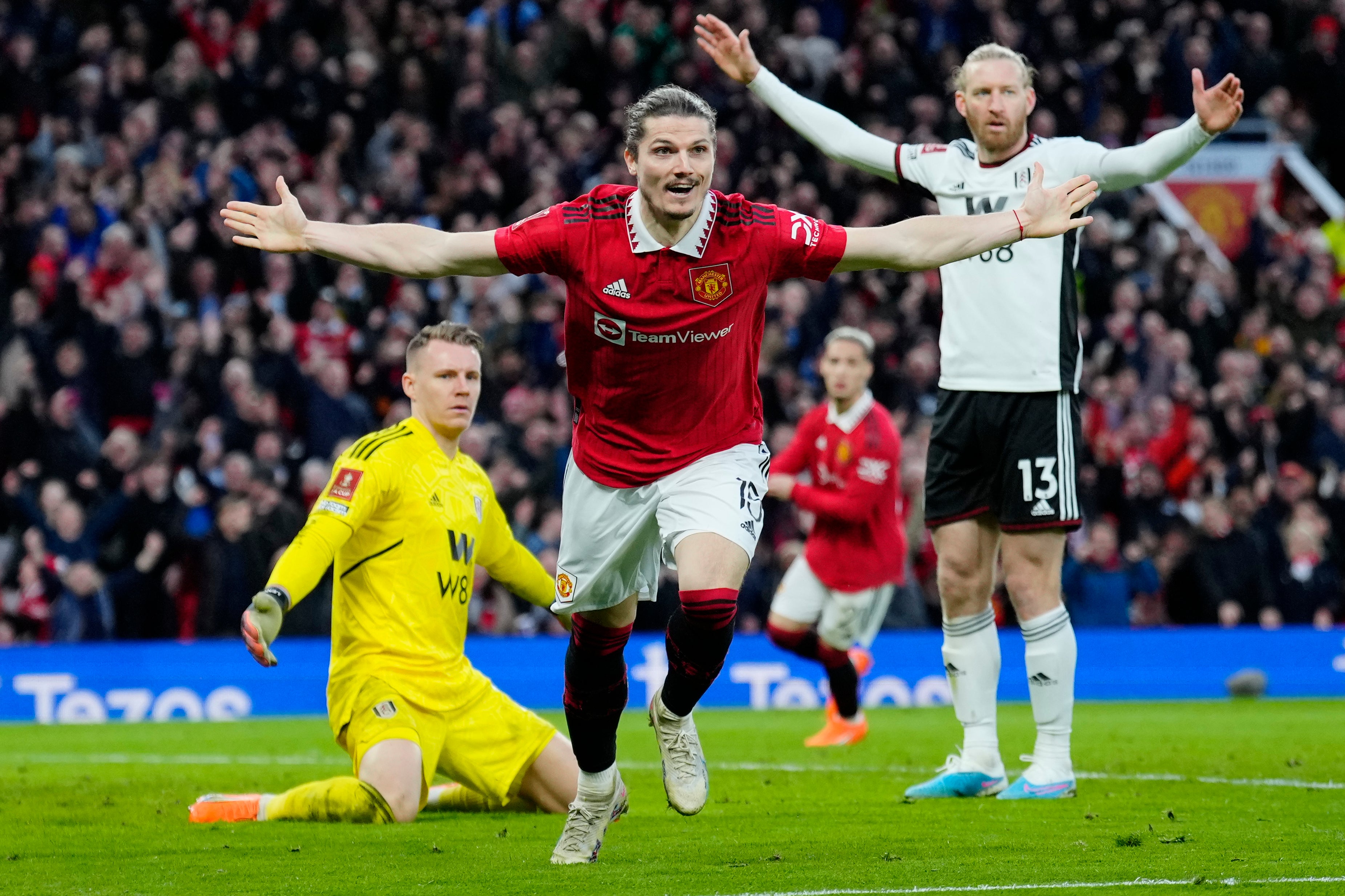 Marcel Sabitzer puts Man Utd ahead versus Fulham in FA Cup quarter-final