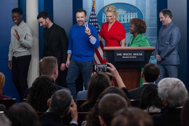 <p>English actor Toheeb Jimoh, British actor Brett Goldstein, US actor Jason Sudeikis, English actress Hannah Waddingham, and US actor Brendan Hunt depart after joining White House Press Secretary Karine Jean-Pierre for the daily briefing in the James S Brady Press Briefing Room of the White House in Washington, DC, on March 20, 2023. - The cast of Ted Lasso is meeting with US President Joe Biden today to discuss the importance of addressing mental health to promote overall well-being</p>