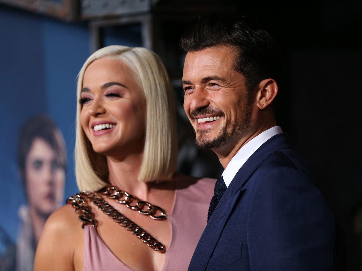 Katy Perry reacts to video of Orlando Bloom singing Irish folk song at a pub on St Patrick&rsquo;s Day