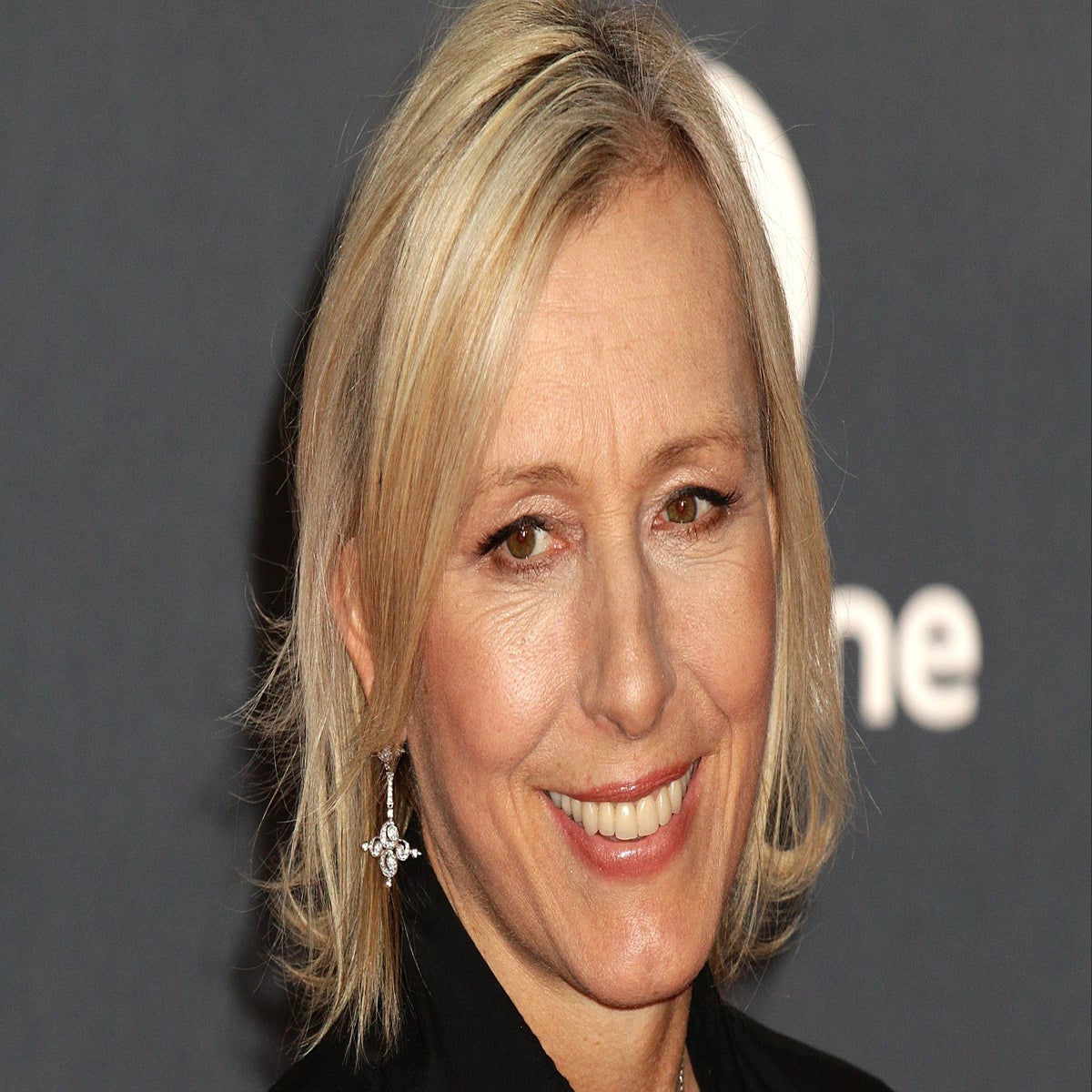 Navratilova Says She Is Cancer-Free, Returns to Her TV Work