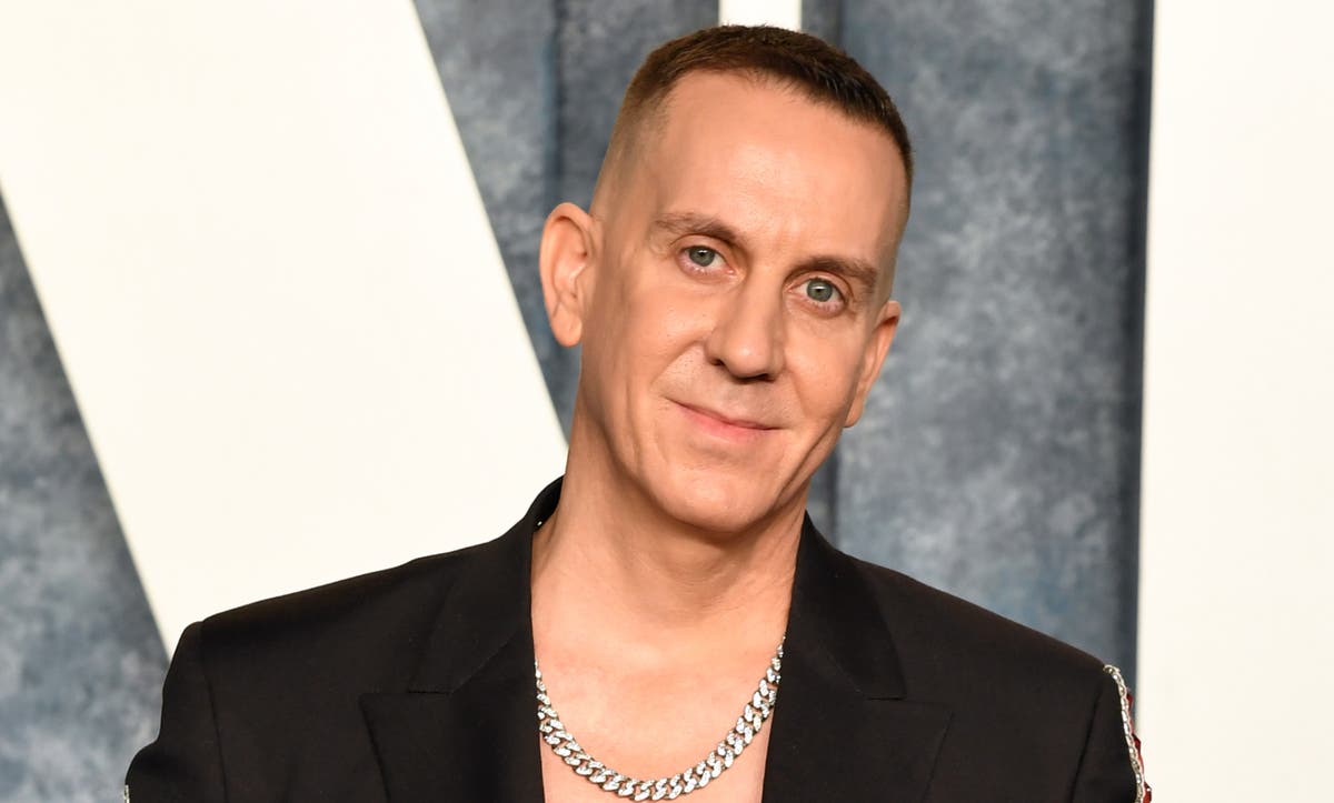 Jeremy Scott steps down as creative director of Moschino after 10 years
