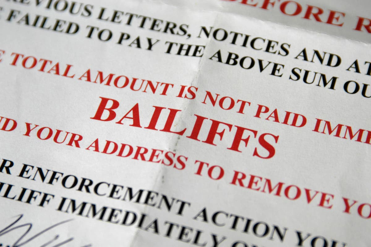 Stronger regulation of bailiffs is needed, says Citizens Advice