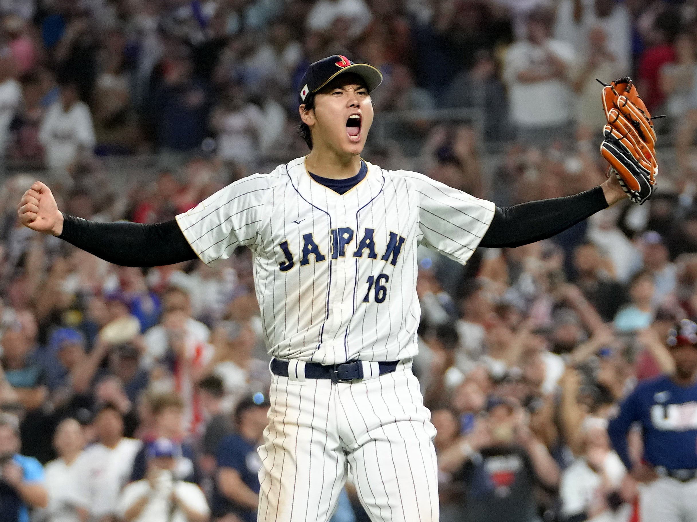 Shohei Ohtani scores first home run at WBC as Team Japan goes