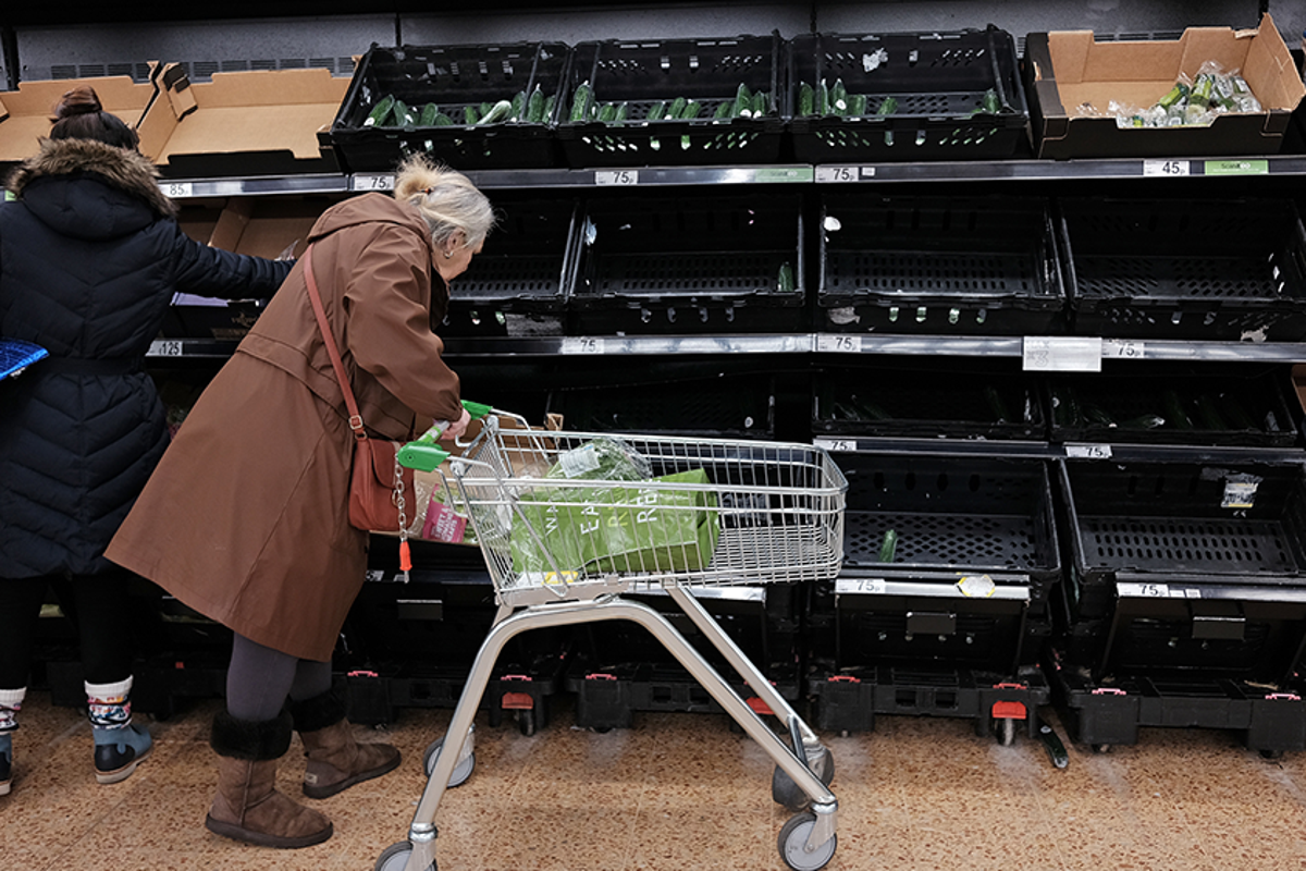 Supermarket giant to bring in digital price tags across hundred of stores