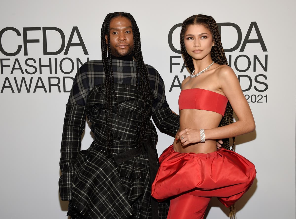 Zendaya defends Law Roach after viral Louis Vuitton seating issue: ‘People want to assume the worst’ Zendaya defends Law Roach after viral Louis Vuitton seating issue: ‘People want to assume the worst’