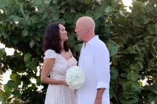 Bruce Willis’s wife Emma reveals they renewed their vows