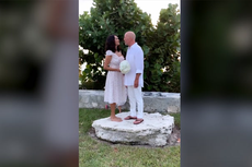 Bruce Willis’s wife shares video of couple renewing wedding vows on their anniversary