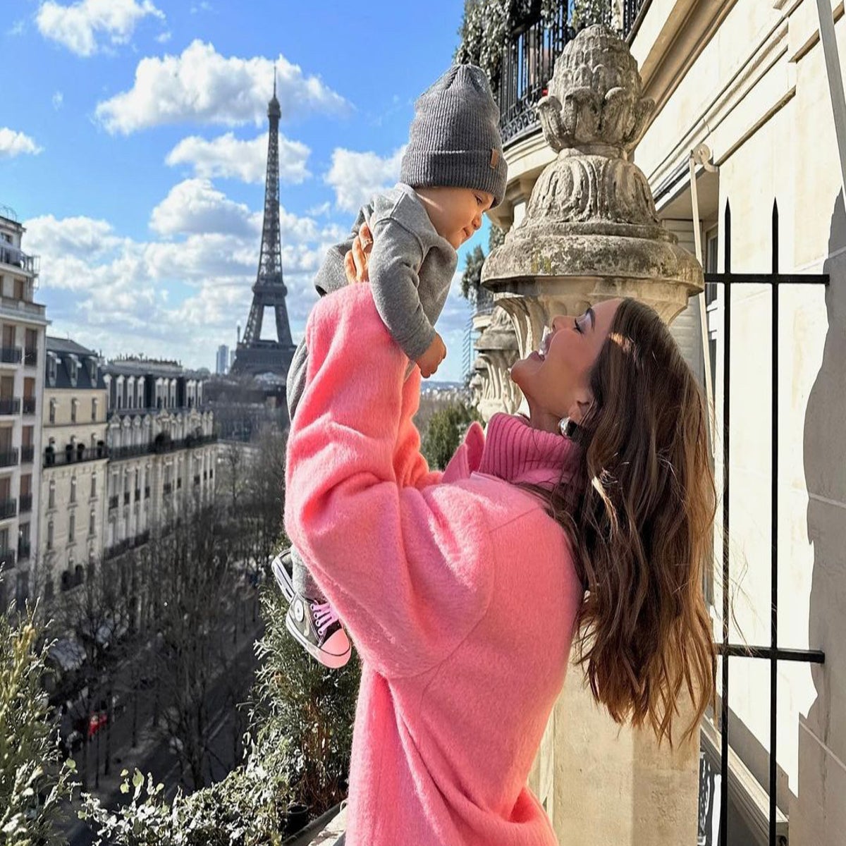 Influencer Camila Coelho slammed for posing with son on Paris
