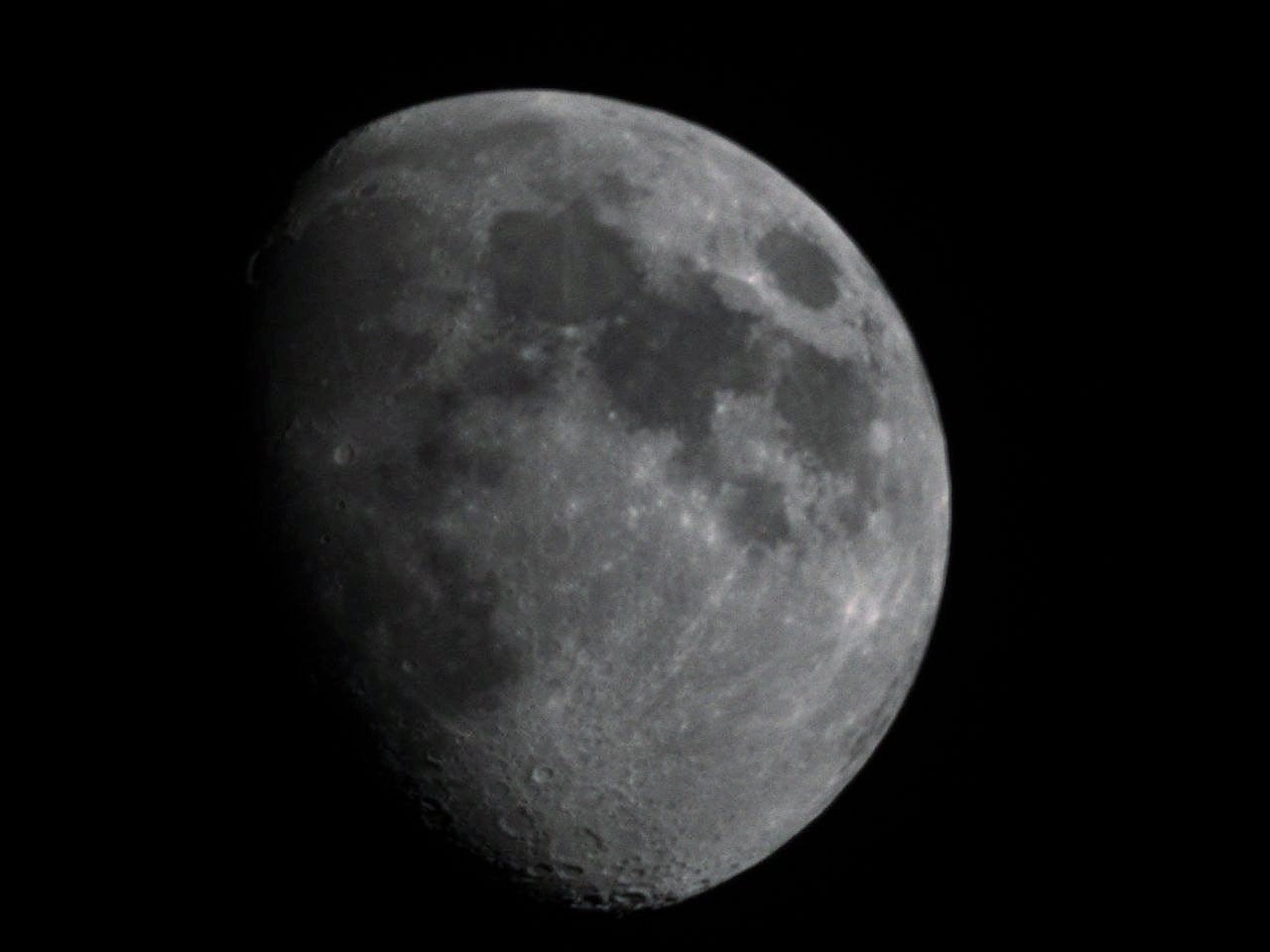 A live view of the Moon captured using a Unistellar eQuinox 2 smart telescope