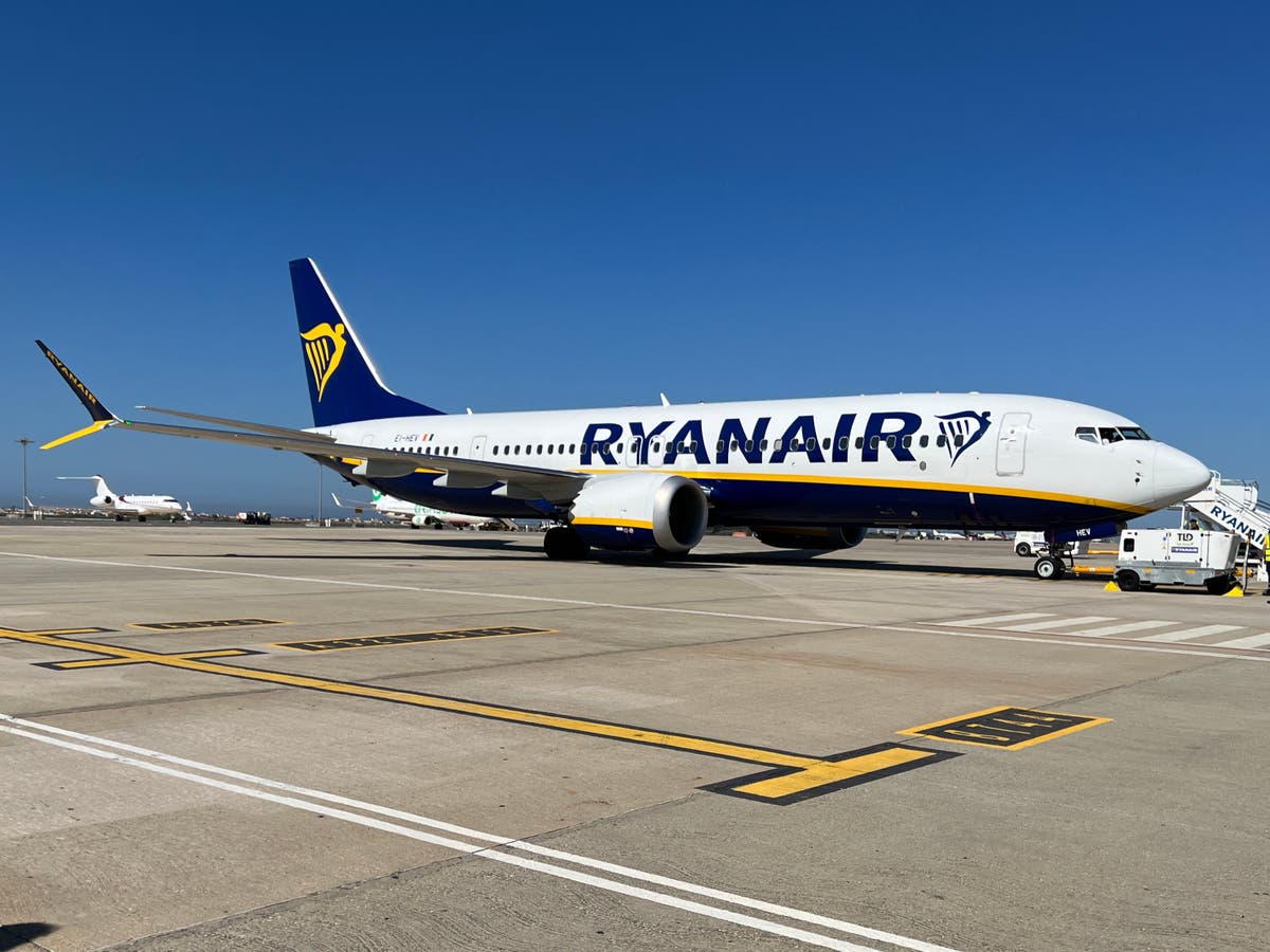 Ryanair profits rebound to almost £40 per second