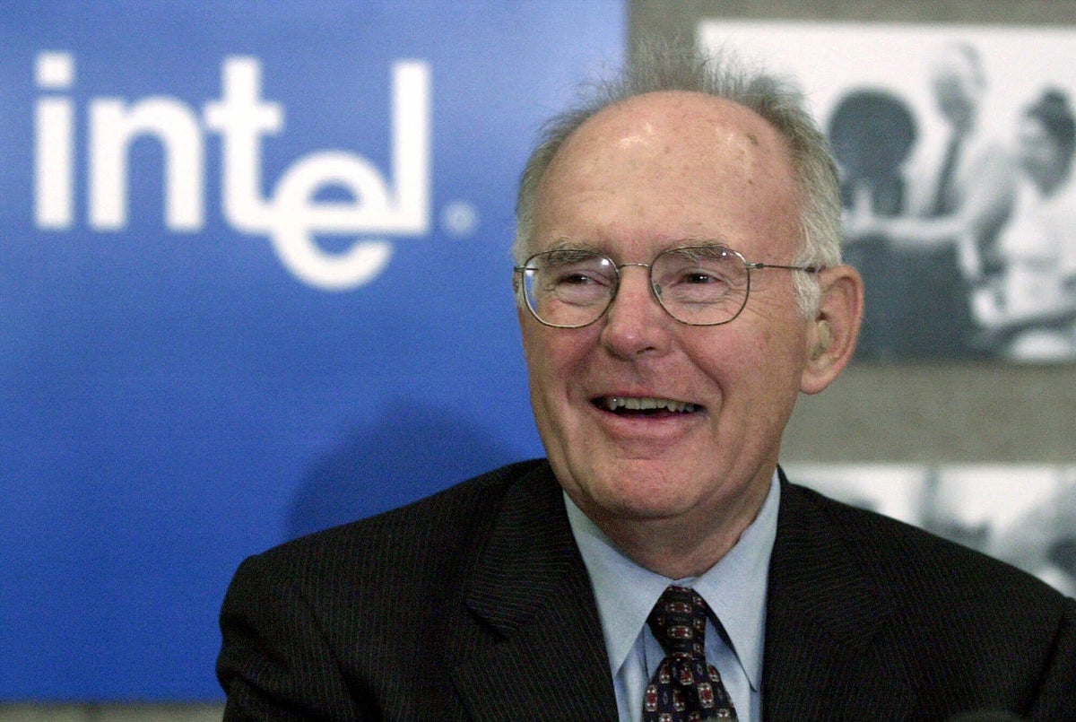 Intel'in kurucu ortağı, hayırsever Gordon Moore 94 yaşında öldü