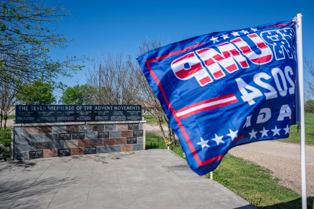 Trump starts Waco rally with song featuring him and January 6 choir